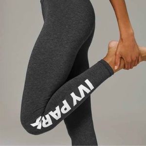 IVY PARK LOGO LEGGINGS